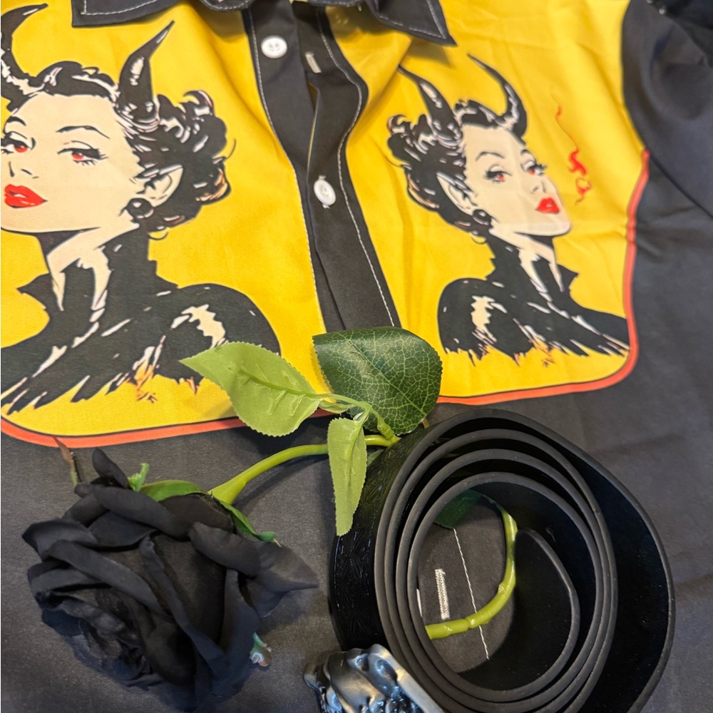 Dark-Aesthetic Dark valentine pin up  with Belt